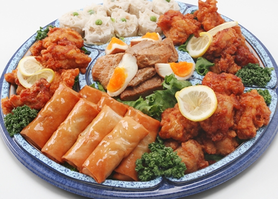 たっぷり若鶏の唐揚げと三種の中華 画像